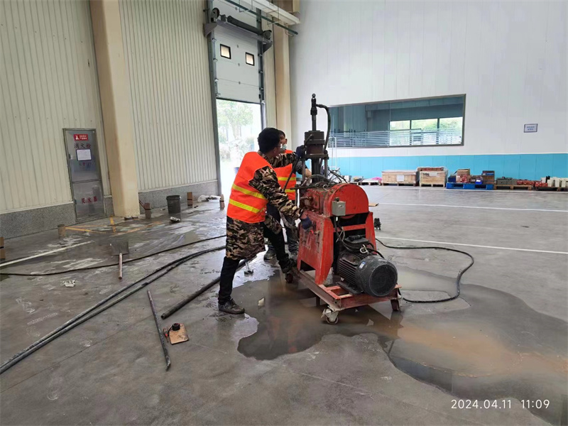 衡阳厂房地面下沉塌陷注浆加固施工